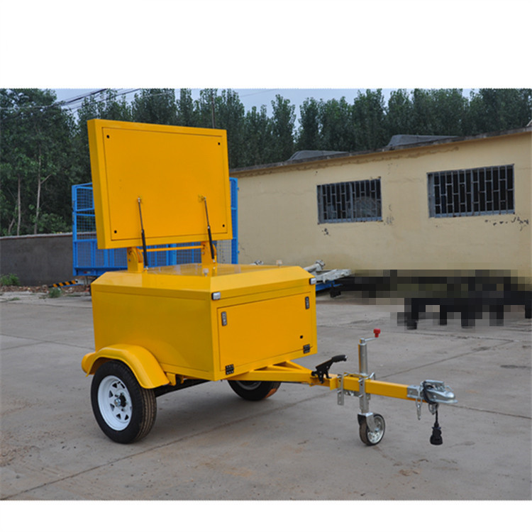 汽车拖车、道路施工警示车