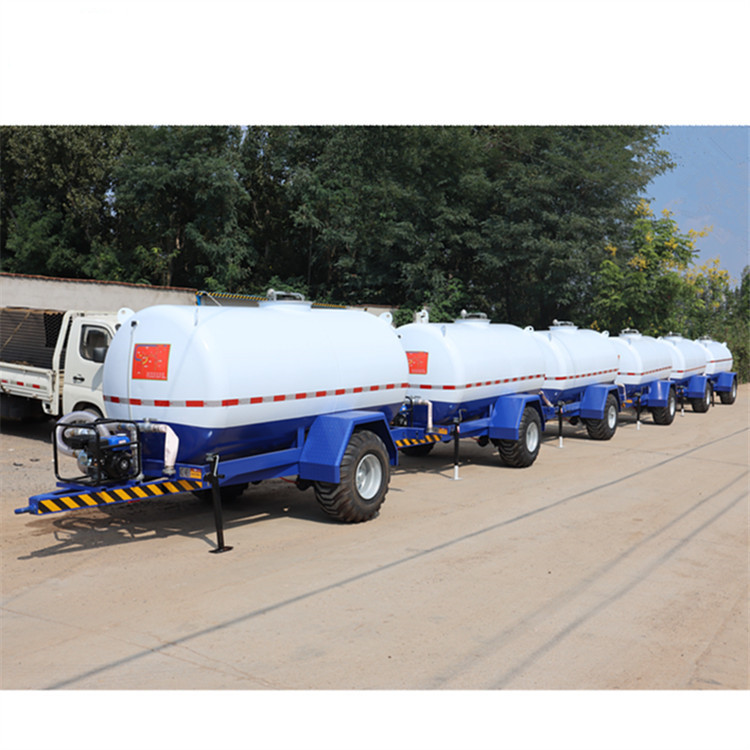 单轴水罐拖车