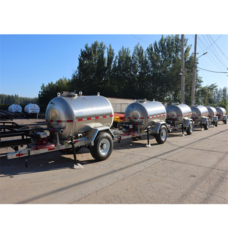 2吨不锈钢水罐拖车