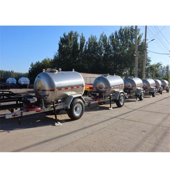 2吨不锈钢水罐拖车